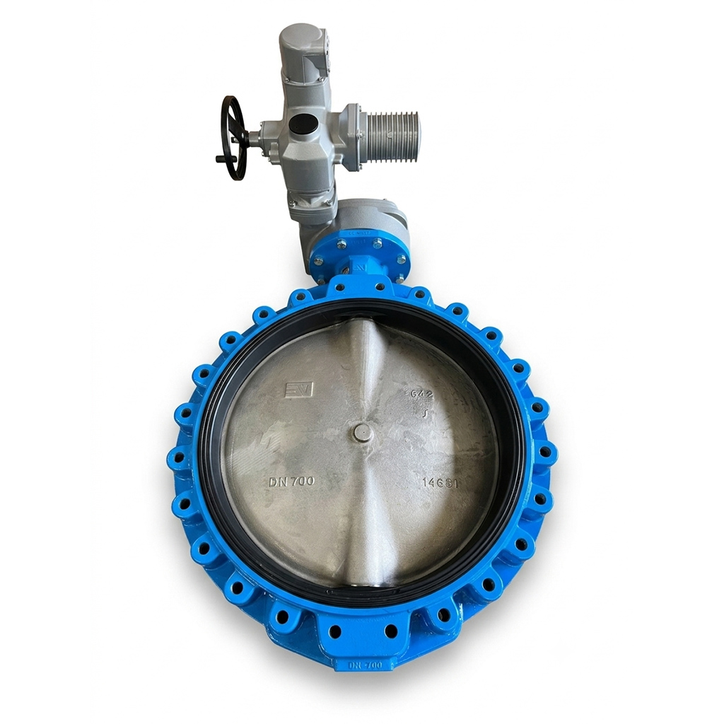 Große Lug-Absperrklappe DN700 mit EPDM-Dichtung und elektrischem Antrieb für industrielle Wasseranlagen.